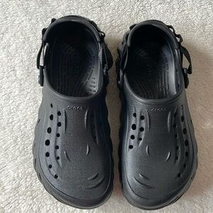 Echo crocs black size M8 W10